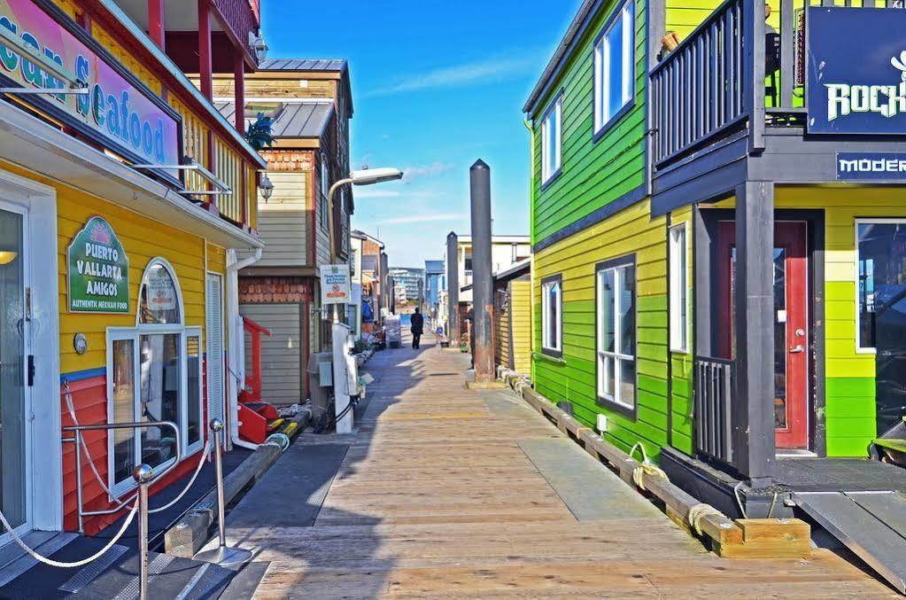 Fisherman'S Wharf Bed & Breakfast Victoria Exterior foto